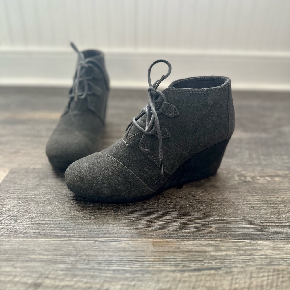 TOMS wedge ankle boot